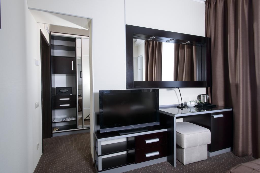 Hotel & Spa Vikey Sofiivska Borshchahivka Szoba fotó