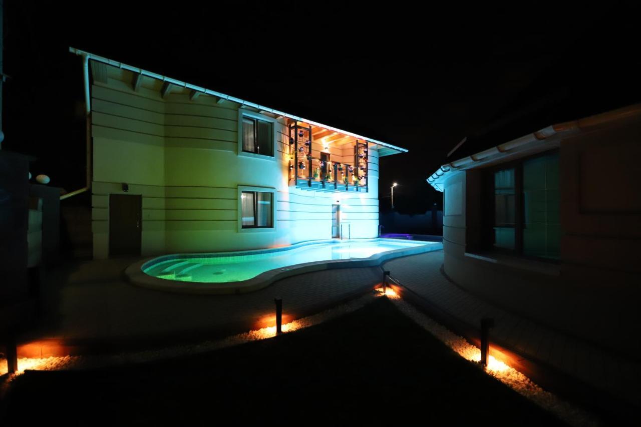 Hotel & Spa Vikey Sofiivska Borshchahivka Kültér fotó